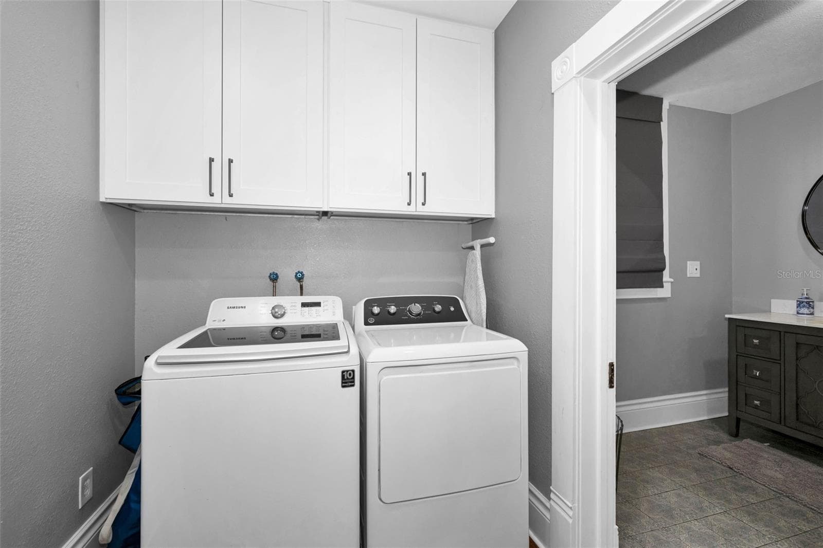 Single Family Residence at 133 N PINELLAS AVE, TARPON SPRINGS, photo 54 of 85