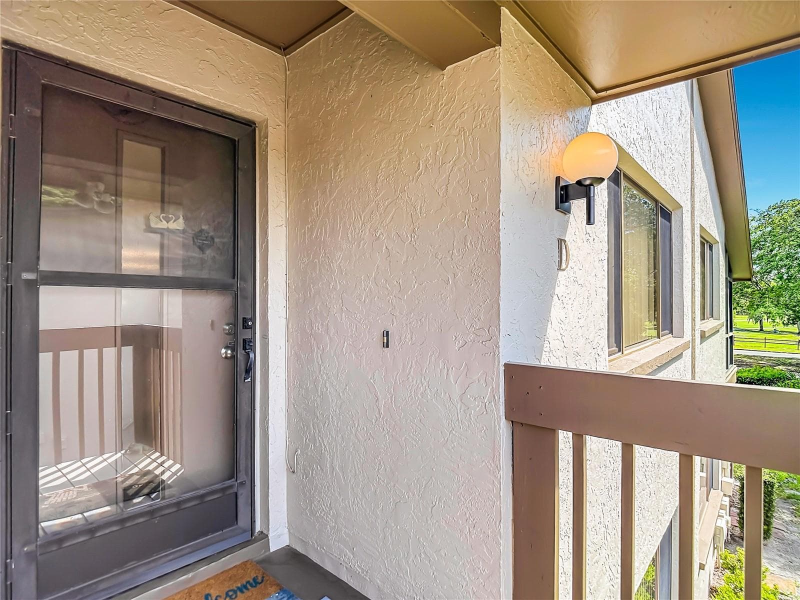 Condominium at 12913 FAIRWAY DR #D, HUDSON, photo 4 of 69