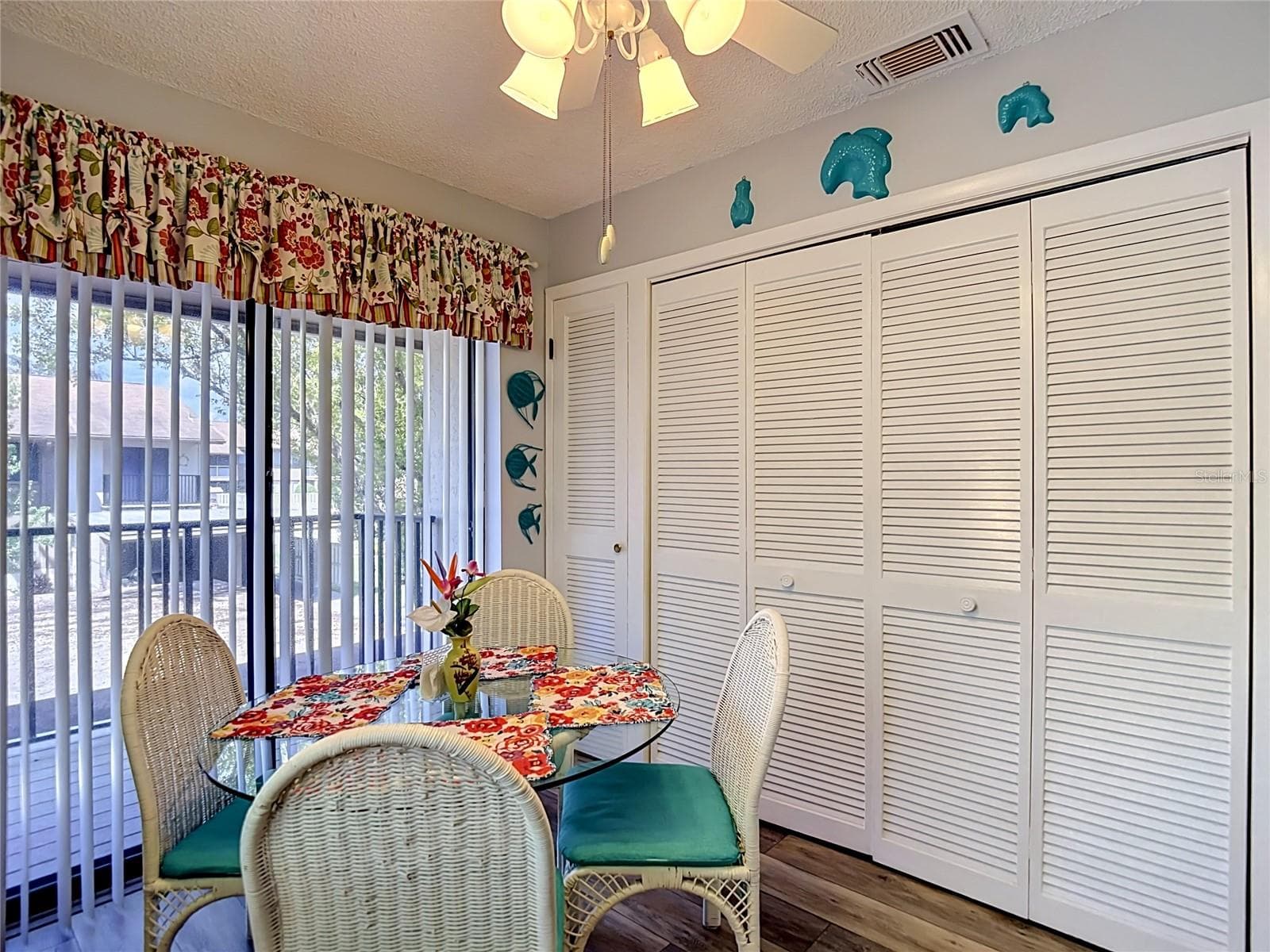 Condominium at 12913 FAIRWAY DR #D, HUDSON, photo 11 of 69