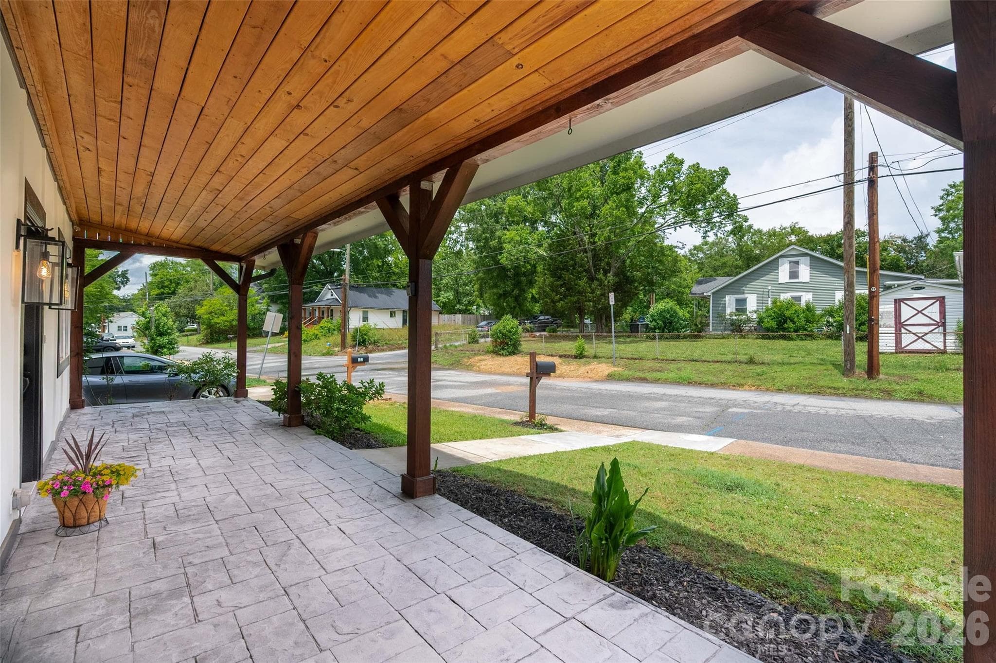Single Family Residence at 174 Tournament Drive SW, Concord, photo 6 of 45