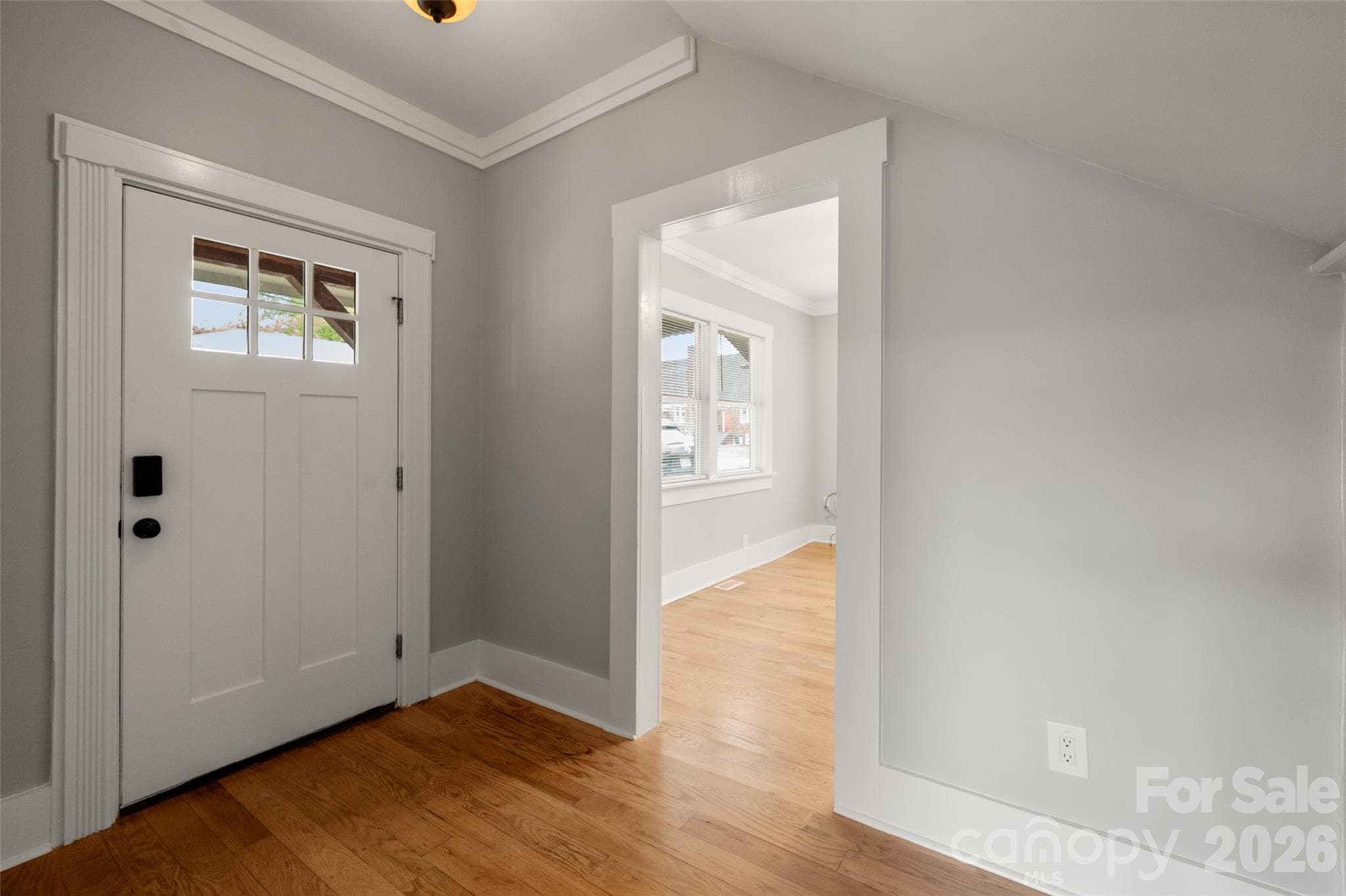 Single Family Residence at 174 Tournament Drive SW, Concord, photo 9 of 45