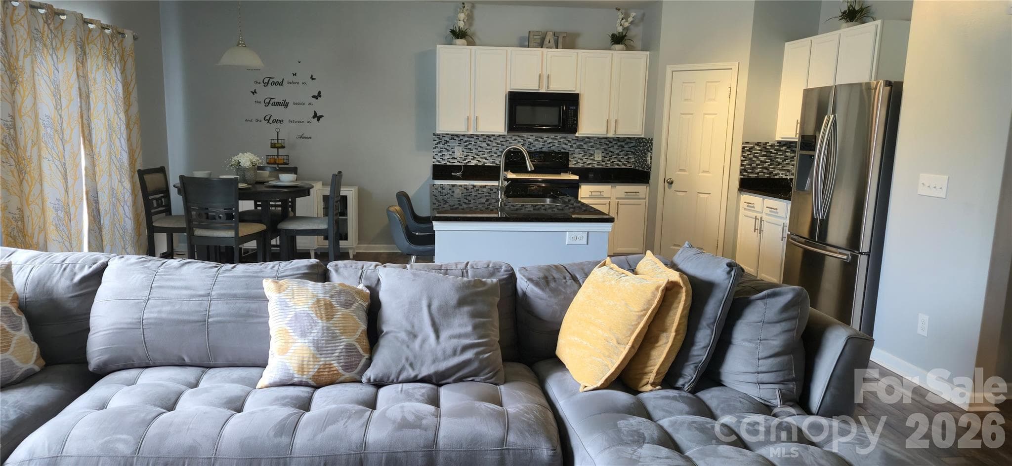 Family Room - 10119 Green Grass Road, Charlotte