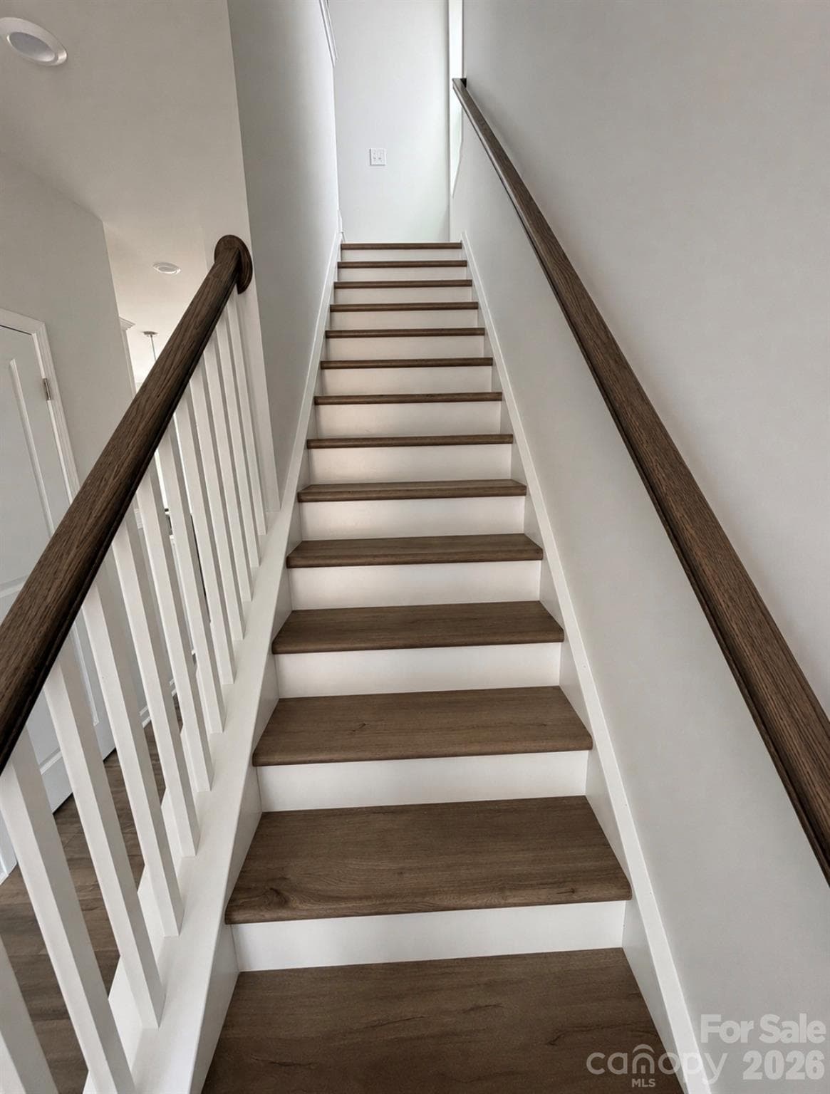 Townhouse at Charlotte, photo 5 of 17