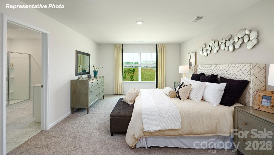 Single Family Residence at 5604 Pamplona Way, Charlotte, photo 17 of 37
