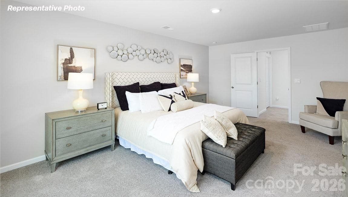 Single Family Residence at 5604 Pamplona Way, Charlotte, photo 19 of 37
