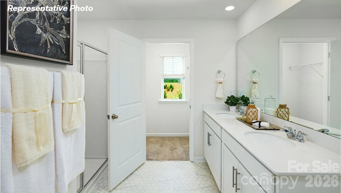 Single Family Residence at 5604 Pamplona Way, Charlotte, photo 23 of 37
