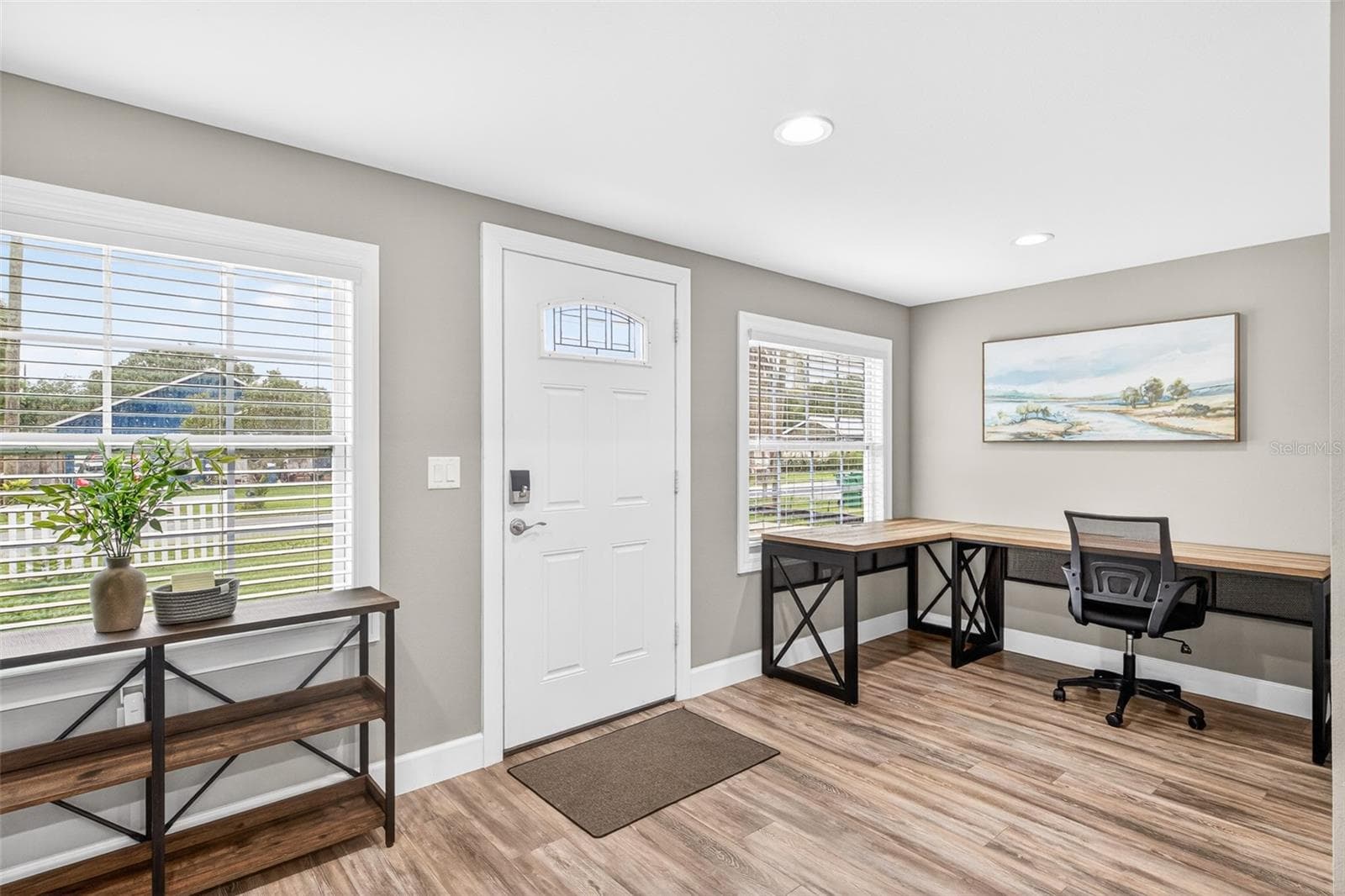 Single Family Residence at 420 E CYPRESS ST, WINTER GARDEN, photo 2 of 39