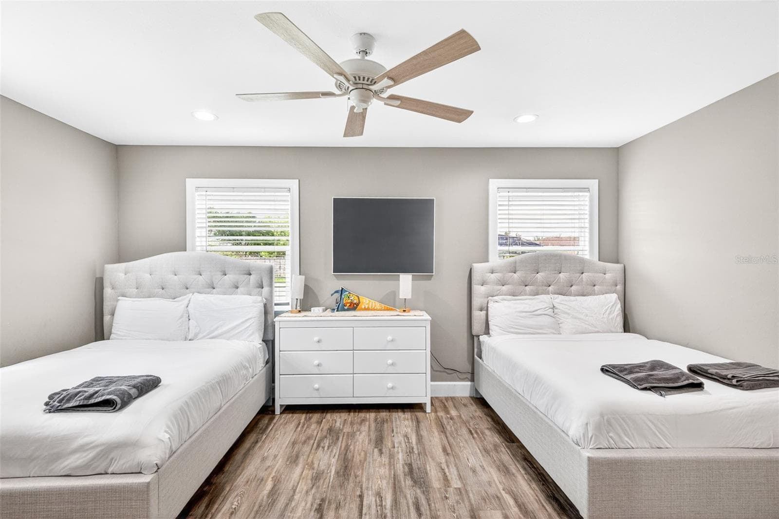 Single Family Residence at 420 E CYPRESS ST, WINTER GARDEN, photo 14 of 39