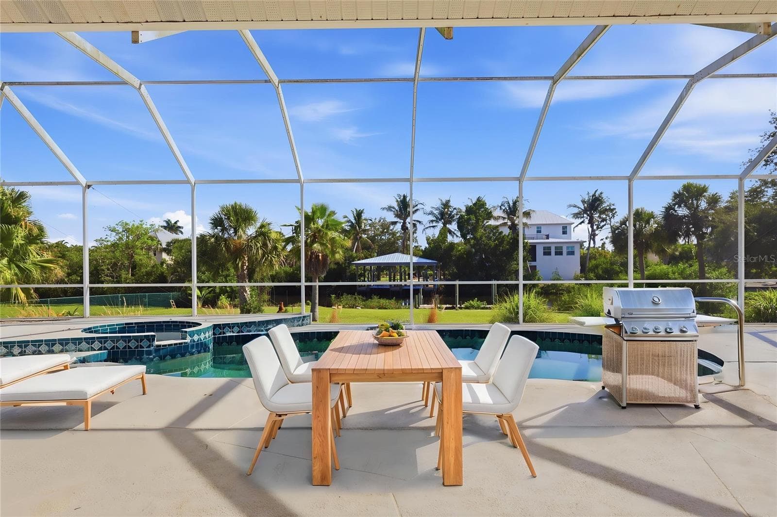 virtual staged - 4658 ARLINGTON DR, PLACIDA