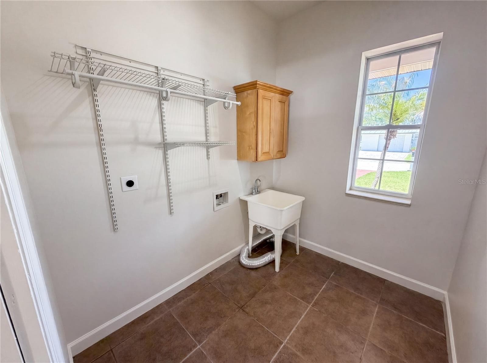 Single Family Residence at 375 NORA AVE, MERRITT ISLAND, photo 21 of 39