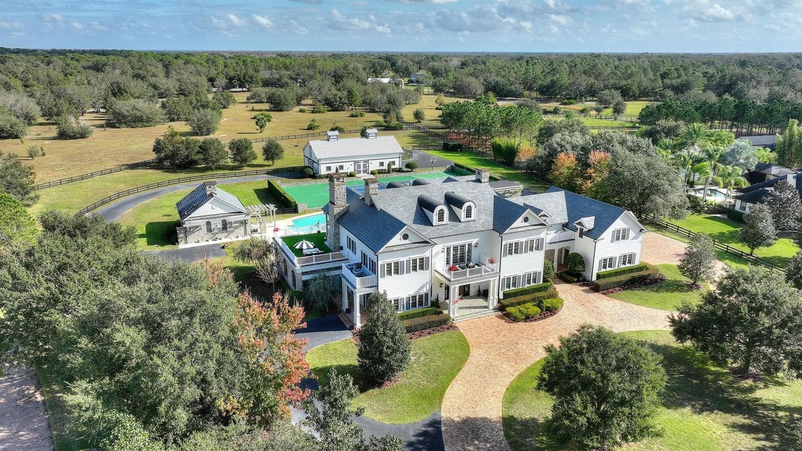 3018 KINGFISHER PT
