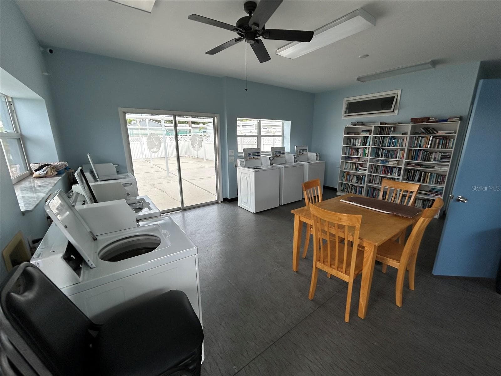Clotheslines outside community laundry room - 12674 SEMINOLE BLVD #S18, LARGO