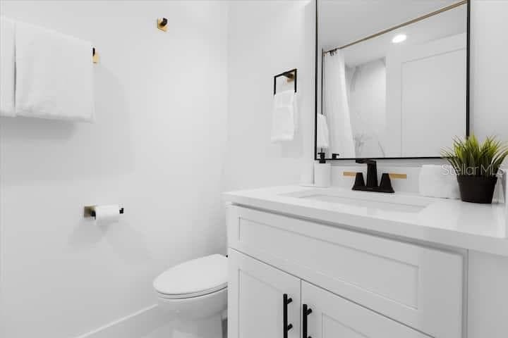 Single Family Residence at 860 N DENNING DR, WINTER PARK, photo 33 of 52