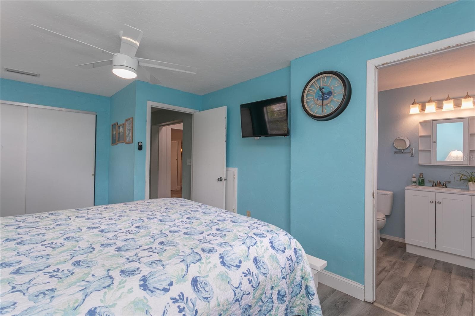 Single Family Residence at 14 LAFAYETTE ST, BRADENTON, photo 15 of 51