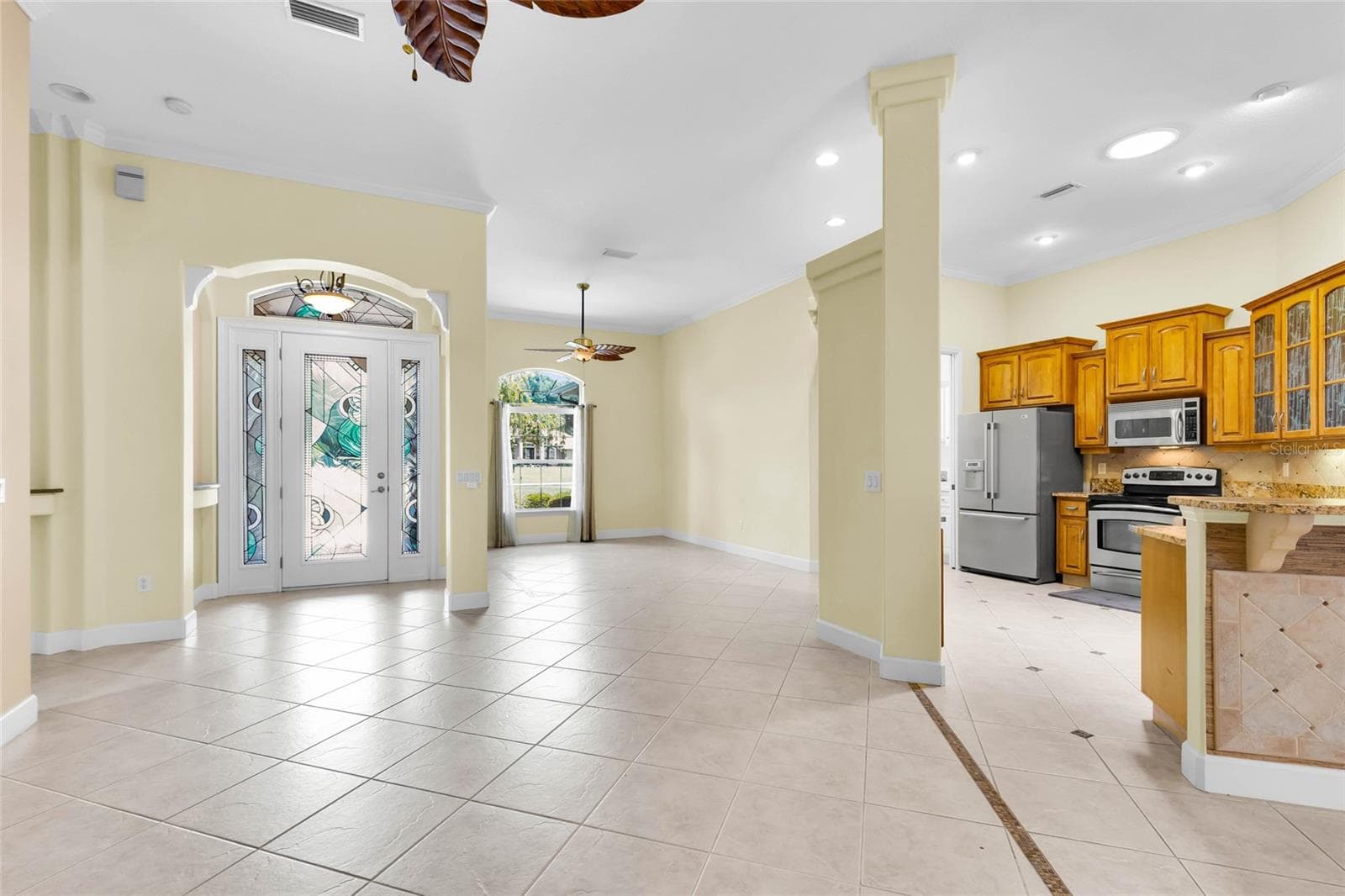 Single Family Residence at 9908 SE 67TH AVENUE RD, BELLEVIEW, photo 4 of 38