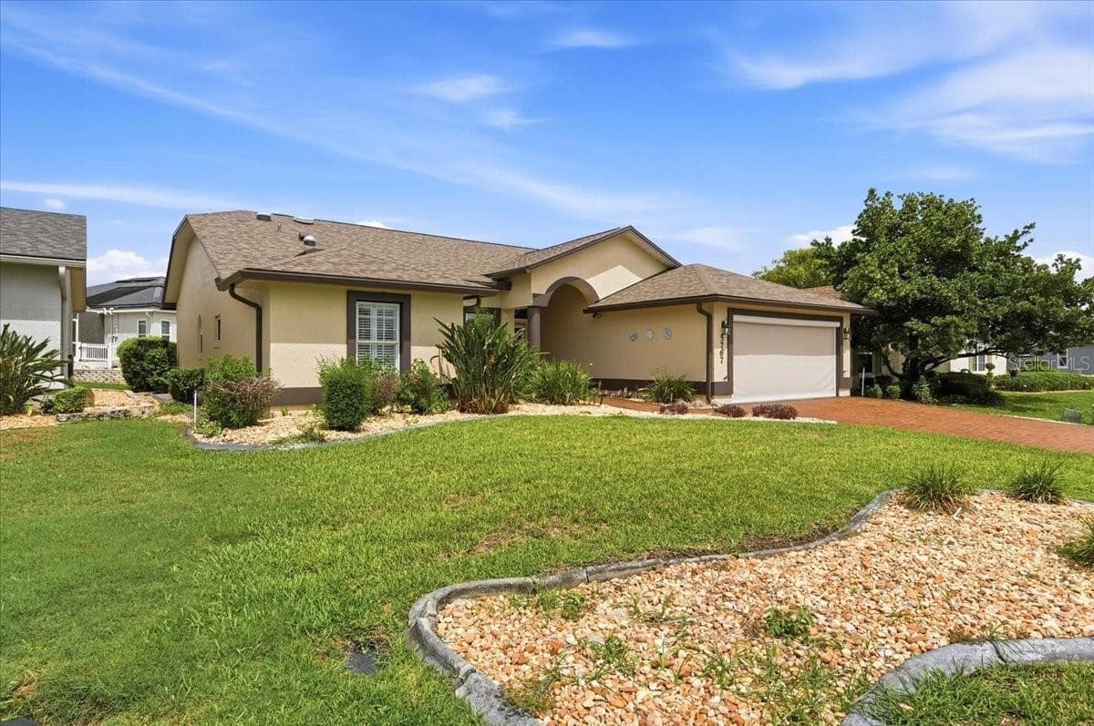 Single Family Residence at 5767 SANDPIPERS DR, LAKELAND, photo 4 of 77