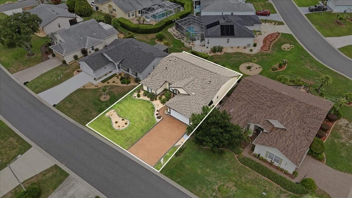 Single Family Residence at 5767 SANDPIPERS DR, LAKELAND, photo 5 of 77
