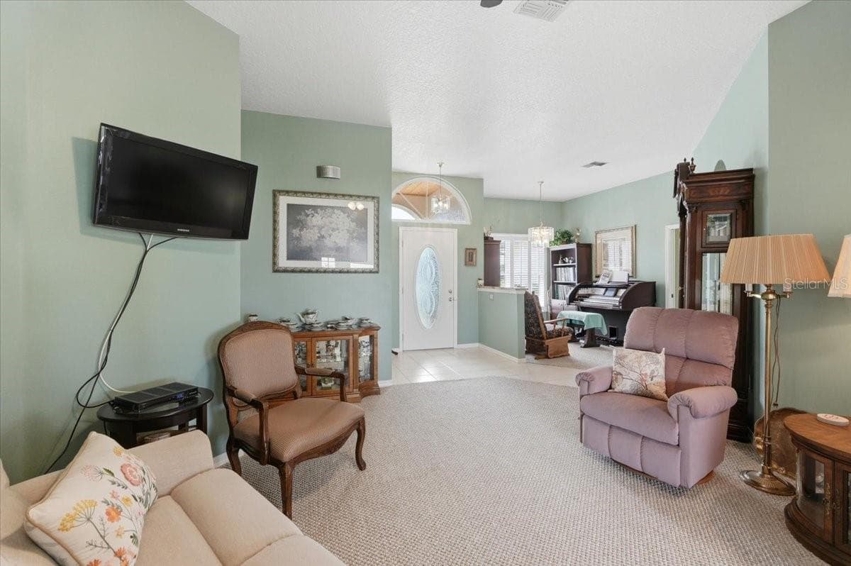 Single Family Residence at 5767 SANDPIPERS DR, LAKELAND, photo 10 of 77