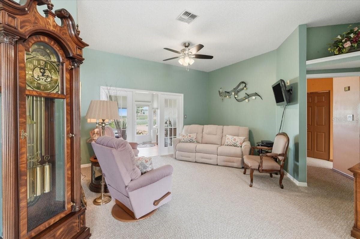 Single Family Residence at 5767 SANDPIPERS DR, LAKELAND, photo 11 of 77