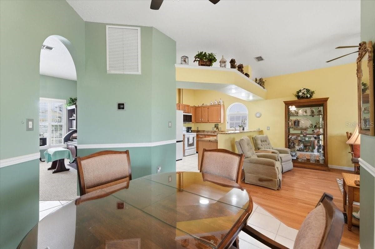Single Family Residence at 5767 SANDPIPERS DR, LAKELAND, photo 17 of 77