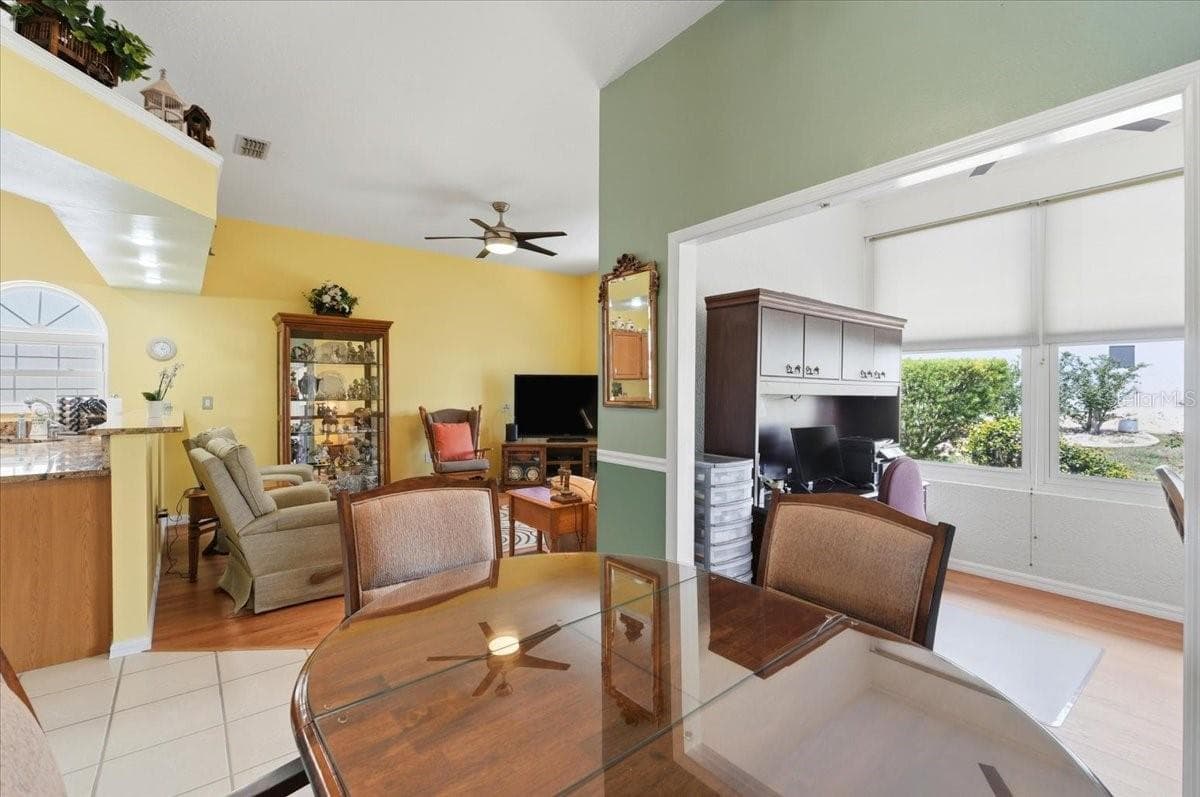 Single Family Residence at 5767 SANDPIPERS DR, LAKELAND, photo 19 of 77