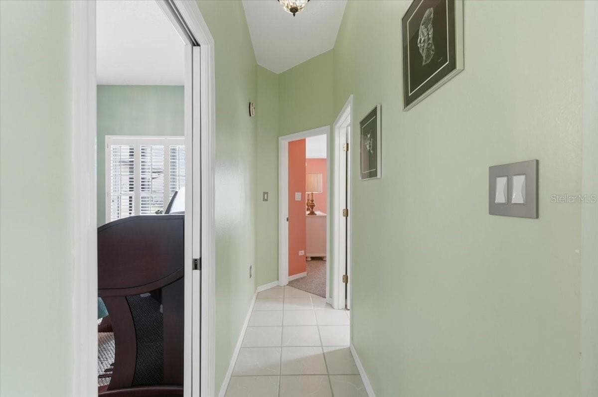 Single Family Residence at 5767 SANDPIPERS DR, LAKELAND, photo 23 of 77