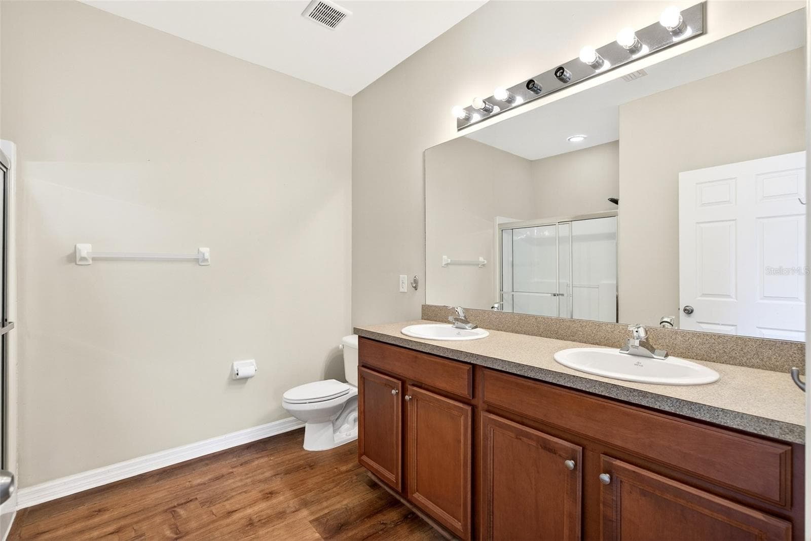 Single Family Residence at 24611 RIO VILLA LAKES CIR, PUNTA GORDA, photo 18 of 49