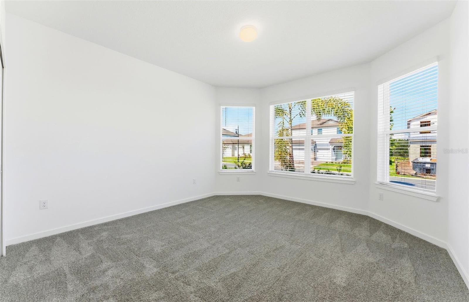 Bedroom 2 - 9738 AUTUMN RIDGE AVE, RIVERVIEW