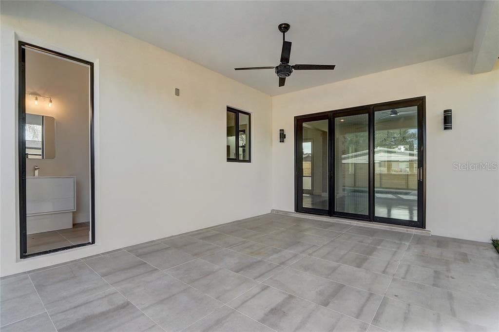 Covered lanai and pool bath - 641 NORTHWOOD CIRCLE, WINTER PARK