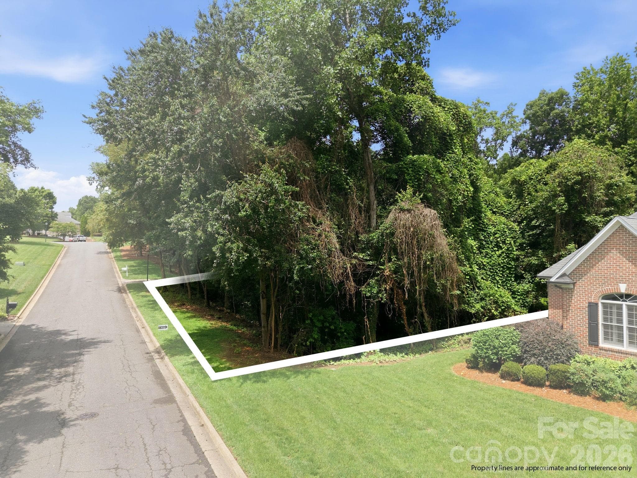 Lot at Gastonia, photo 4 of 12