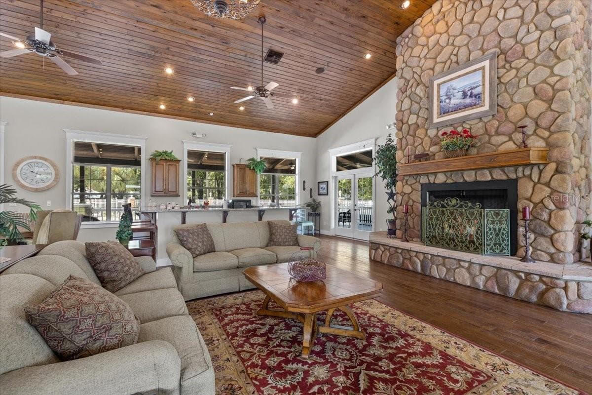 Land at KATHERINE WAY, FANNING SPRINGS, photo 19 of 30