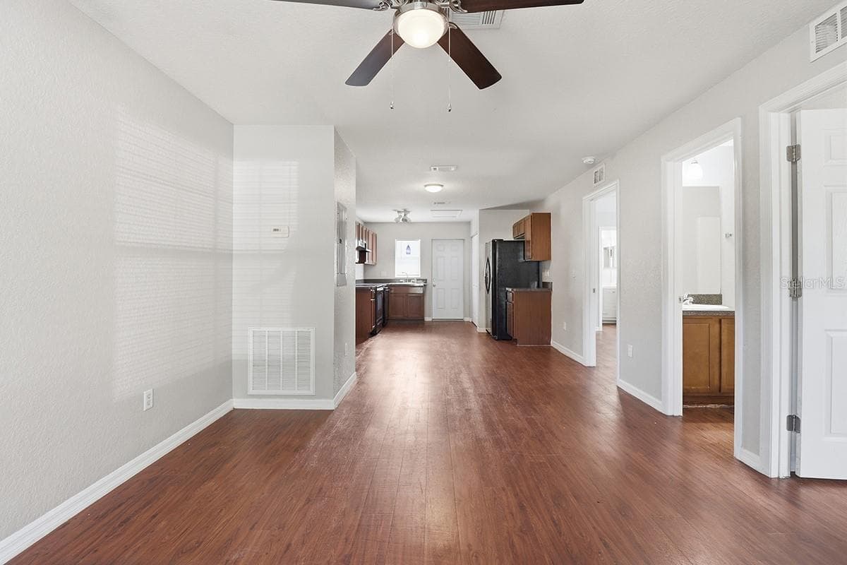 NOTE: Interior photos are from next-door duplex unit for sale by the same owner. Floor plans are identical. - 9261 N PEACHTREE WAY, CITRUS SPRINGS