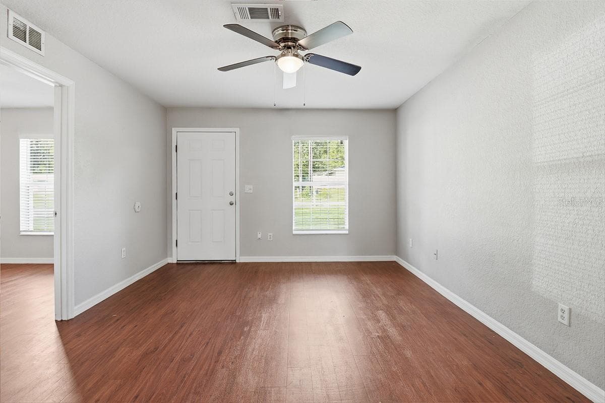 NOTE: Interior photos are from next-door duplex unit for sale by the same owner. Floor plans are identical. - 9261 N PEACHTREE WAY, CITRUS SPRINGS
