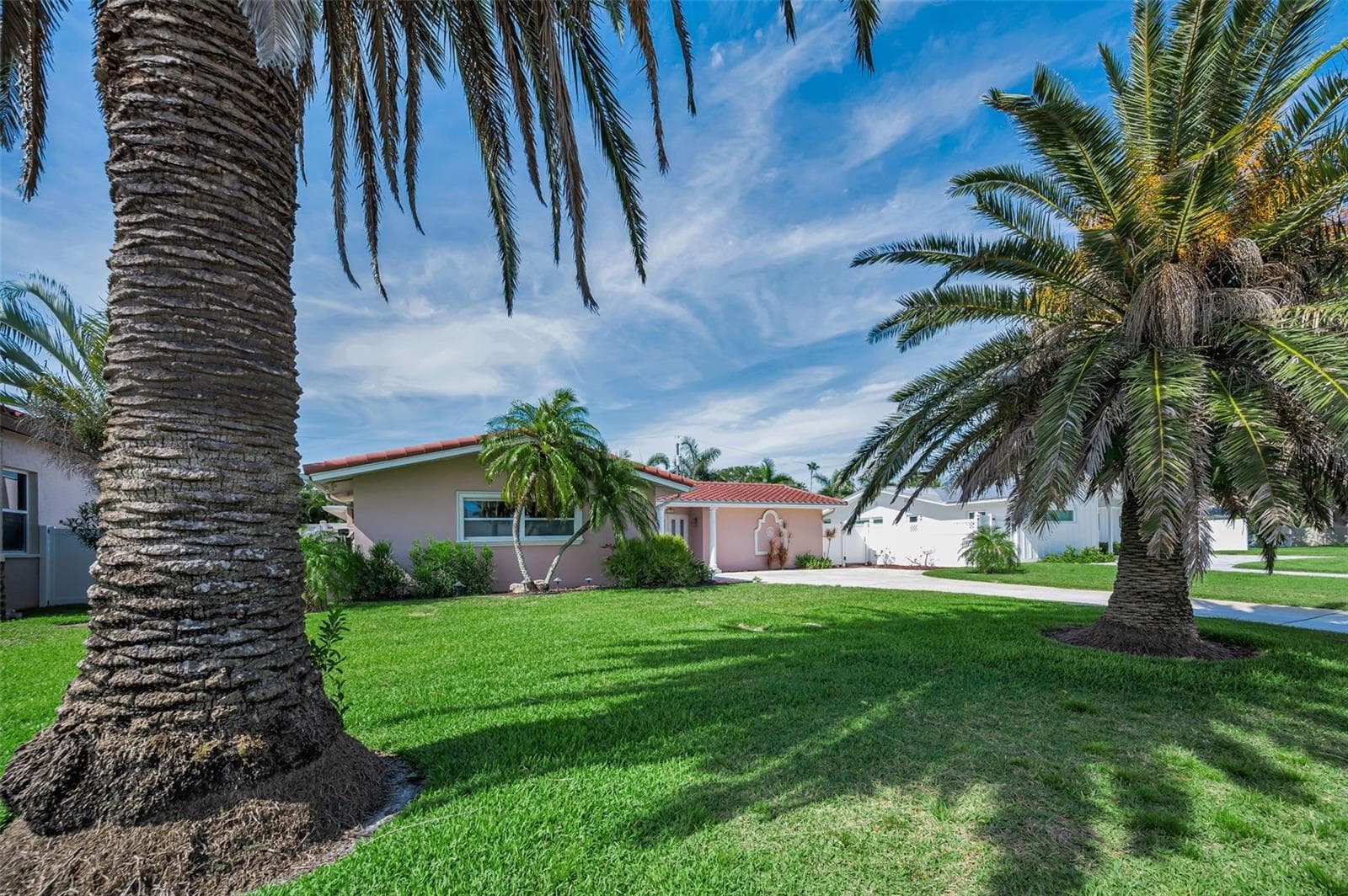 Single Family Residence at 111 17TH ST, BELLEAIR BEACH, photo 3 of 100