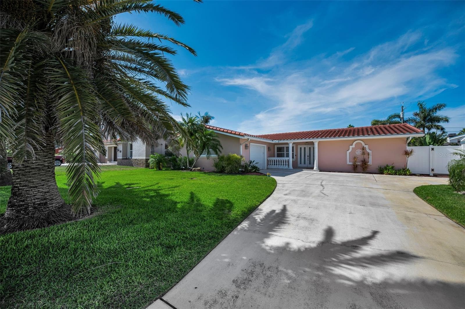 Single Family Residence at 111 17TH ST, BELLEAIR BEACH, photo 17 of 100