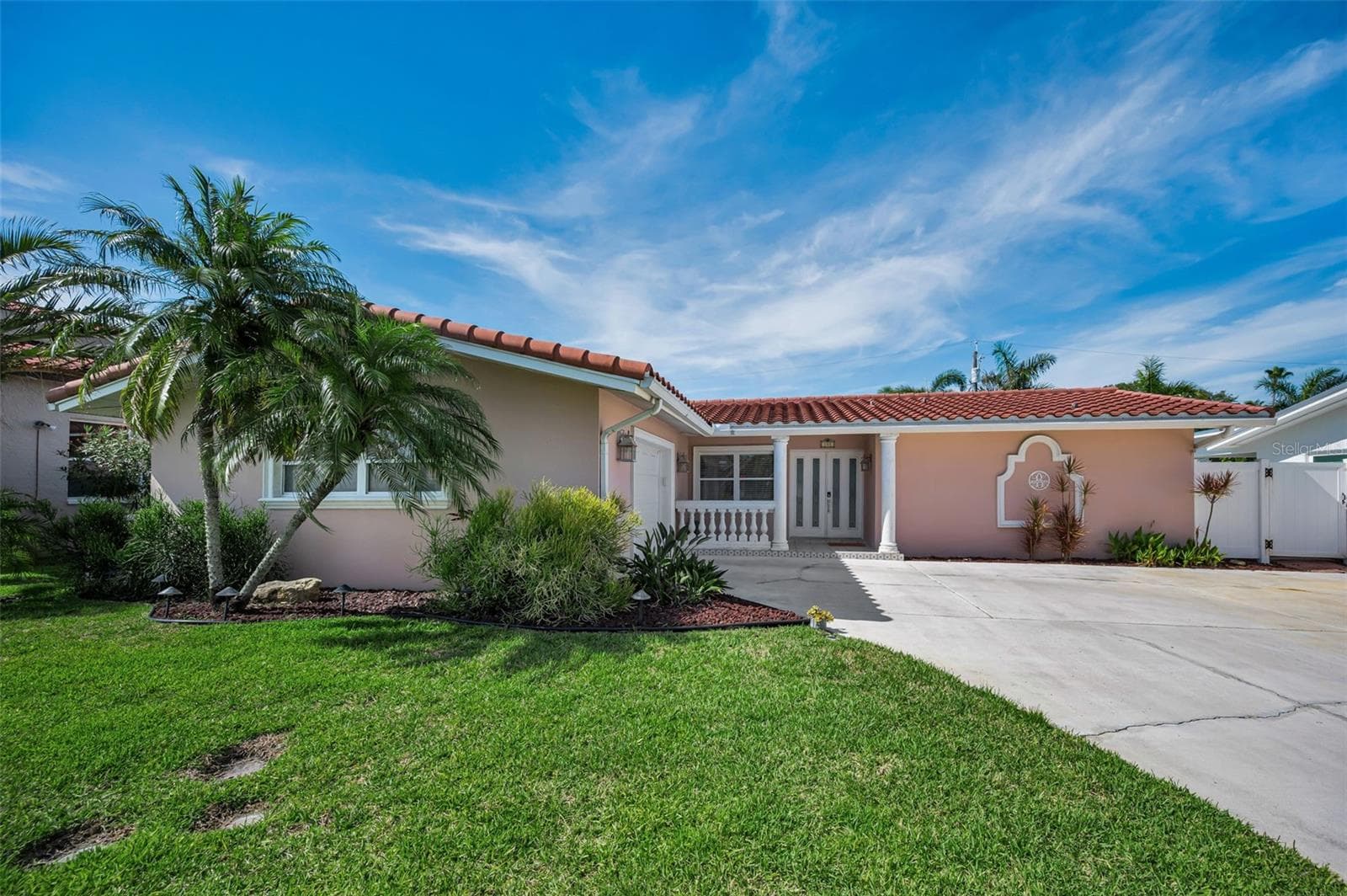 Single Family Residence at 111 17TH ST, BELLEAIR BEACH, photo 18 of 100