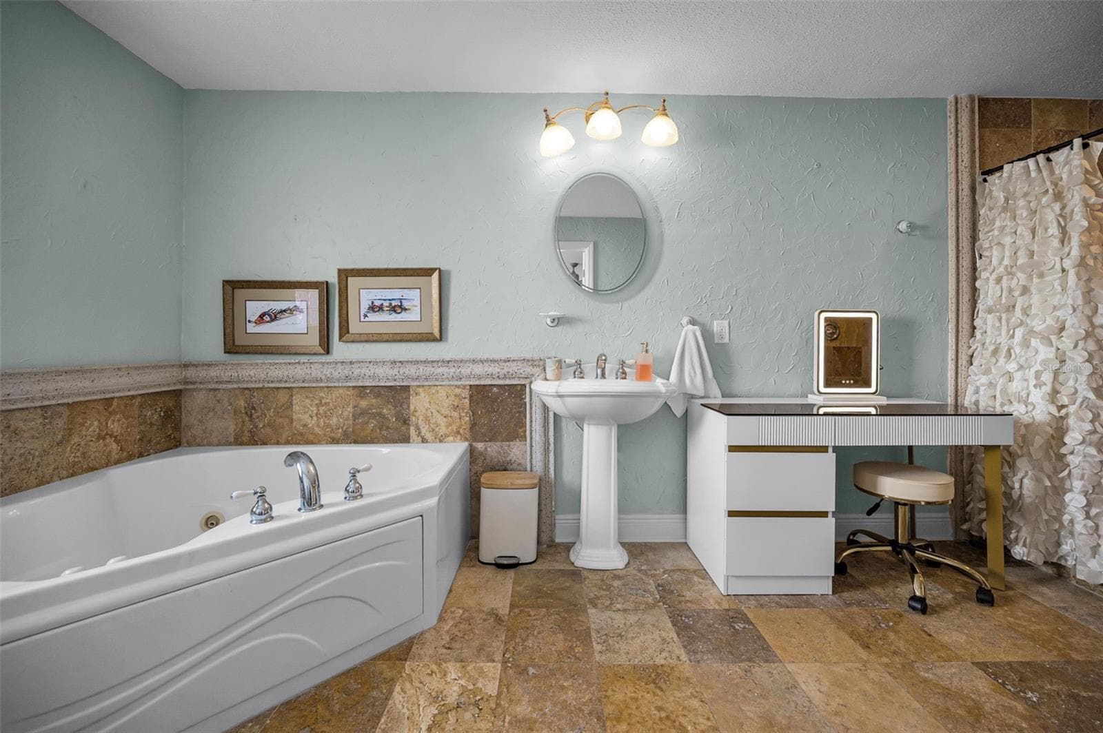 Single Family Residence at 111 17TH ST, BELLEAIR BEACH, photo 54 of 100
