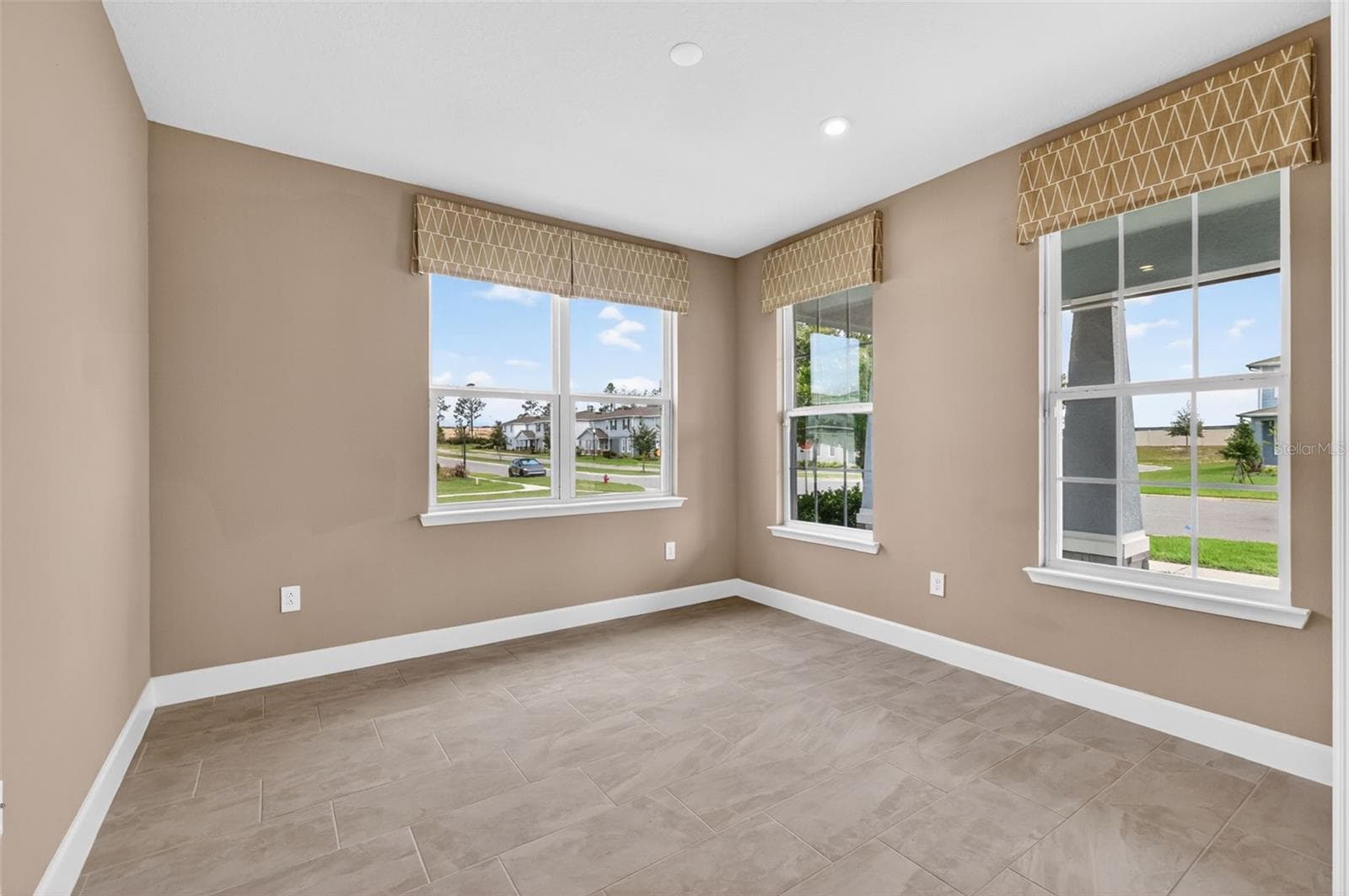 Office/den - 3894 CAPITAL REEF WAY, APOPKA