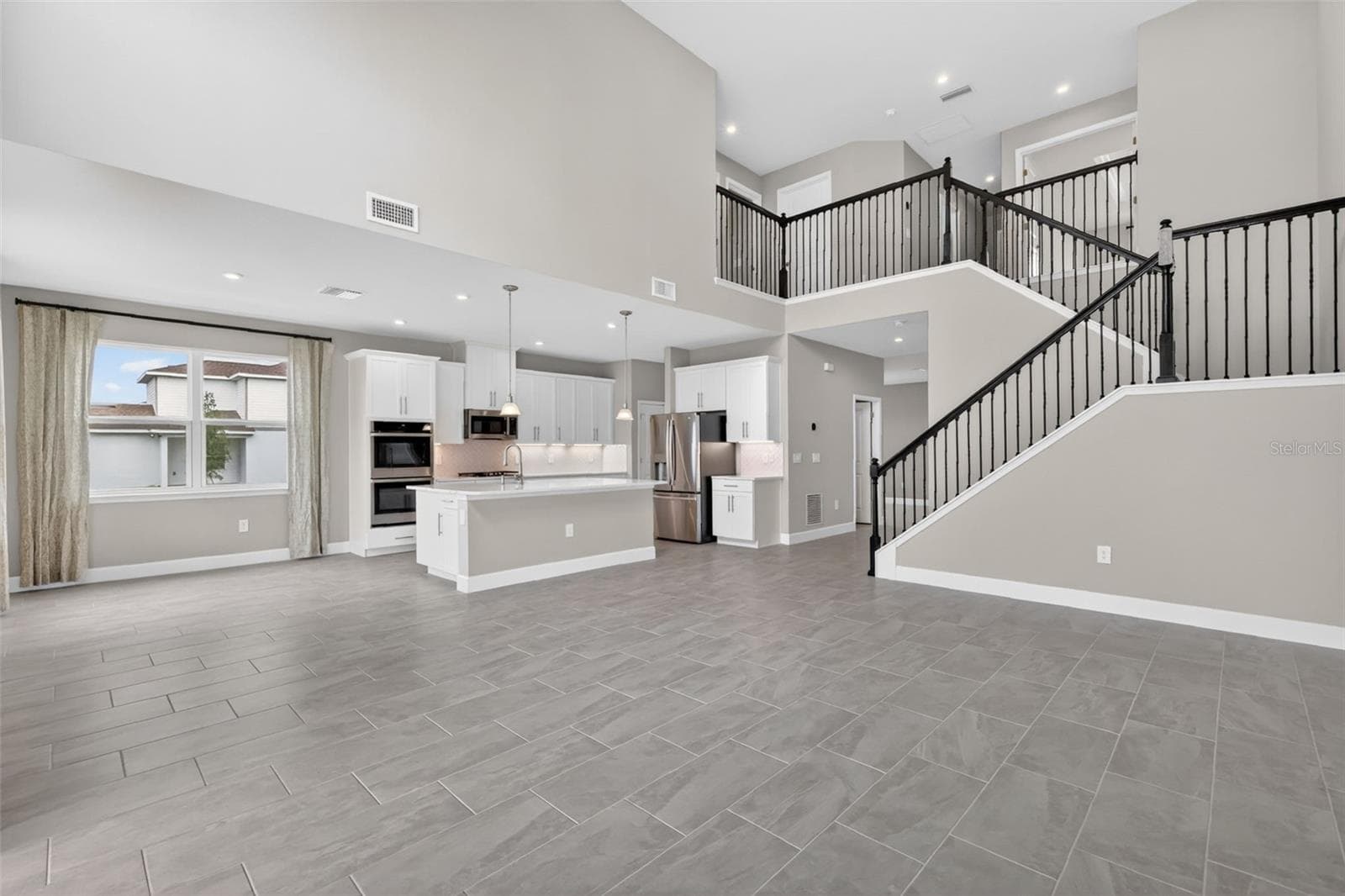 Living Room - 3894 CAPITAL REEF WAY, APOPKA