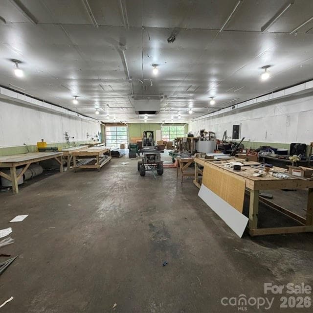 Largest area looking toward the front. - 68 Circle Drive, Marion