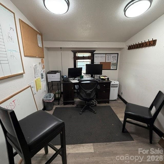 Additional Office off of main area. - 68 Circle Drive, Marion