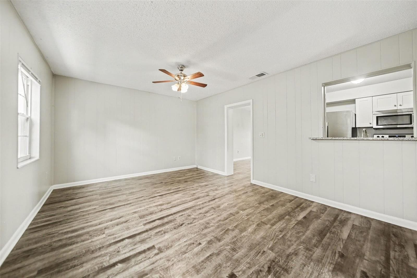 Single Family Residence at 4814 BLARNEY DR, ORLANDO, photo 8 of 20