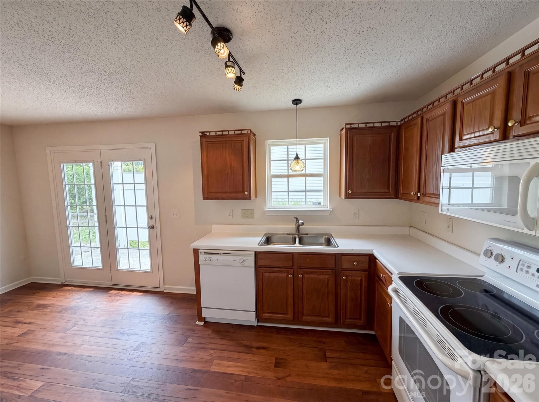 Single Family Residence at Kannapolis, photo 7 of 18