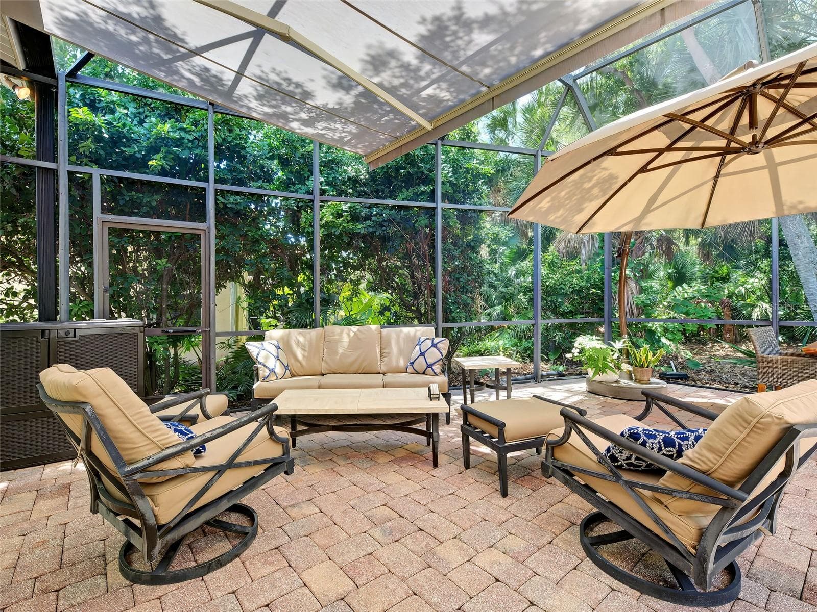 Single Family Residence at 5026 HANGING MOSS LN, SARASOTA, photo 56 of 87