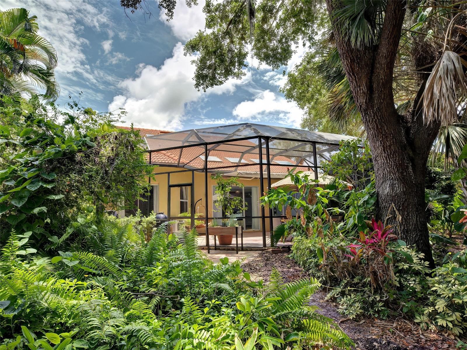 Single Family Residence at 5026 HANGING MOSS LN, SARASOTA, photo 62 of 87