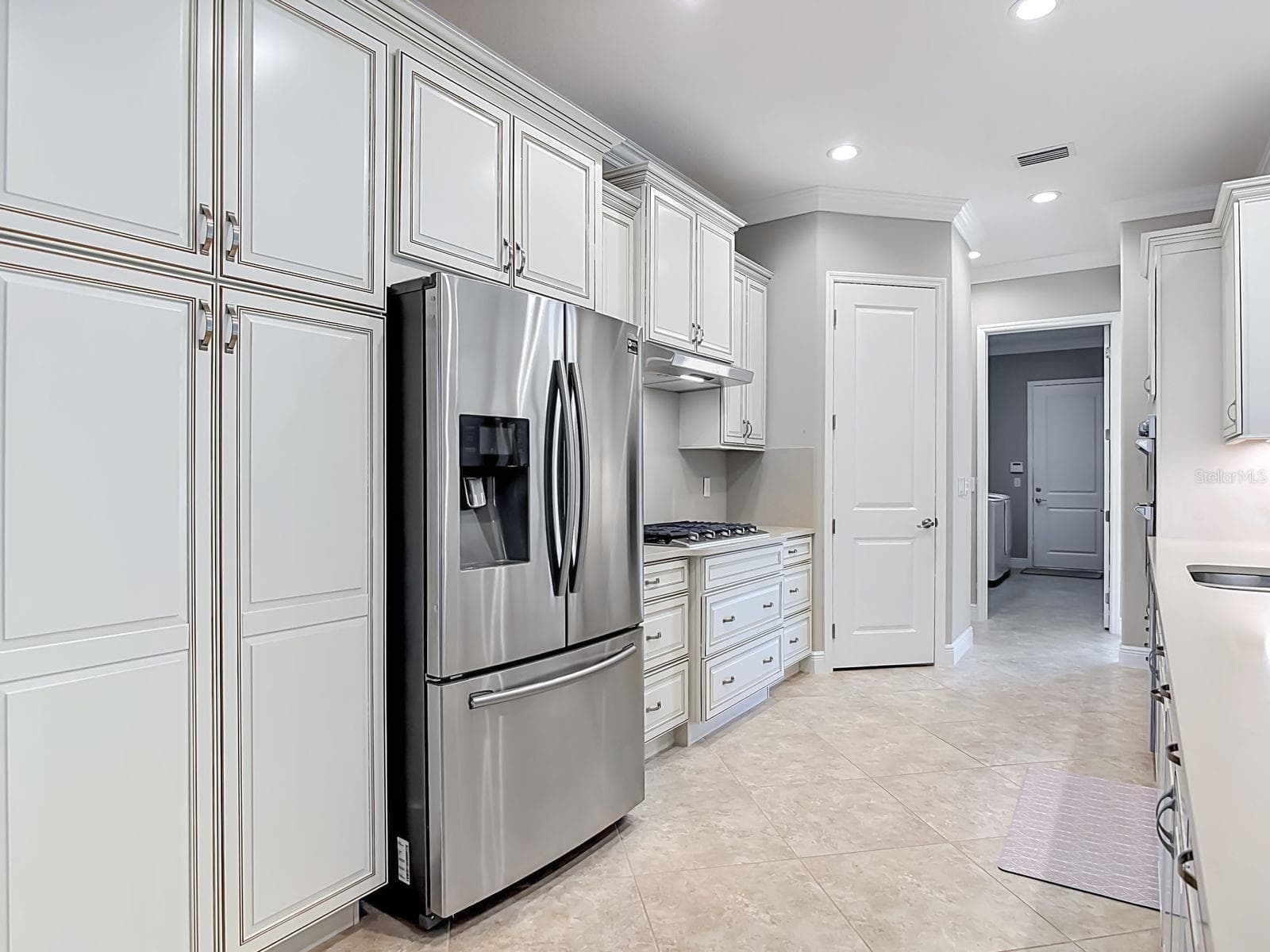 Single Family Residence at 8461 BRIDGEPORT BAY CIR, MOUNT DORA, photo 13 of 45