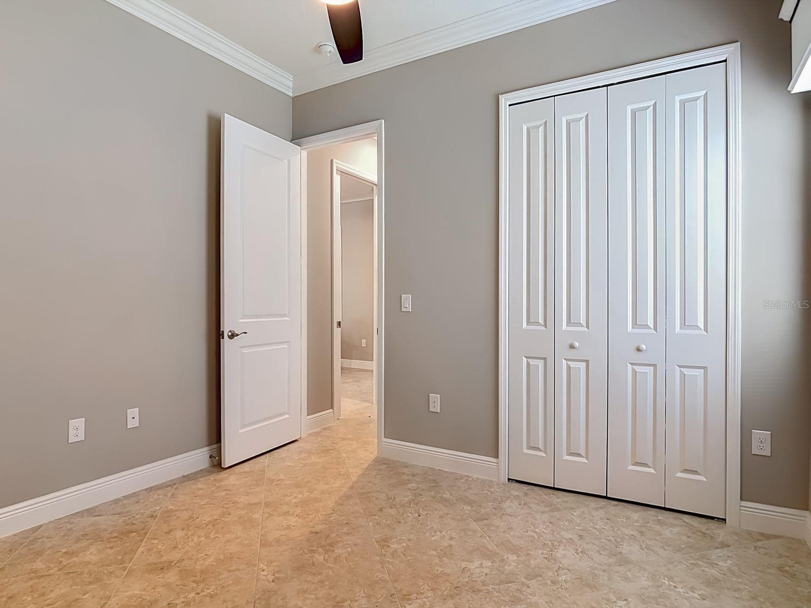 Single Family Residence at 8461 BRIDGEPORT BAY CIR, MOUNT DORA, photo 28 of 45