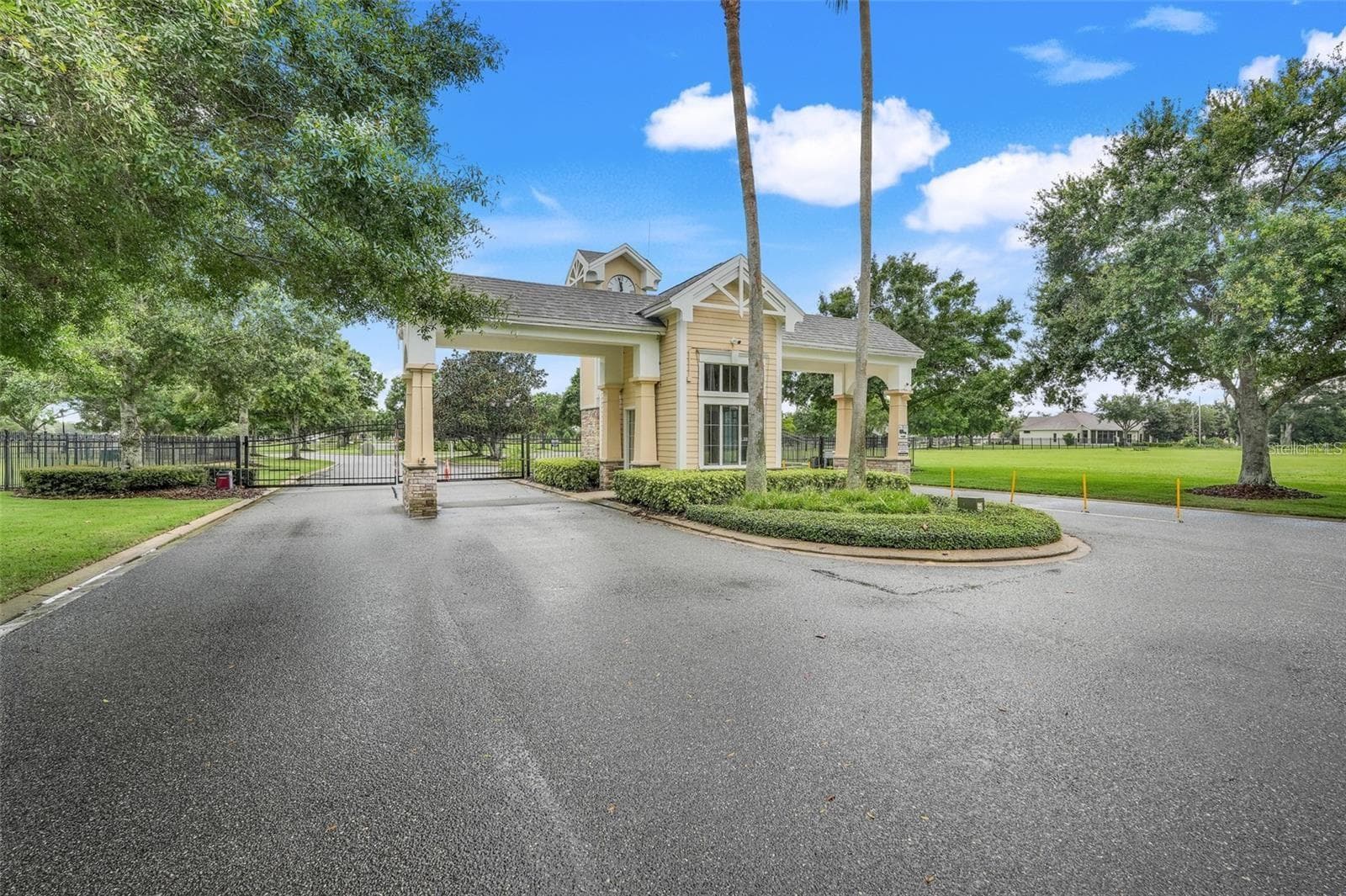 Gated Community - 8461 BRIDGEPORT BAY CIR, MOUNT DORA