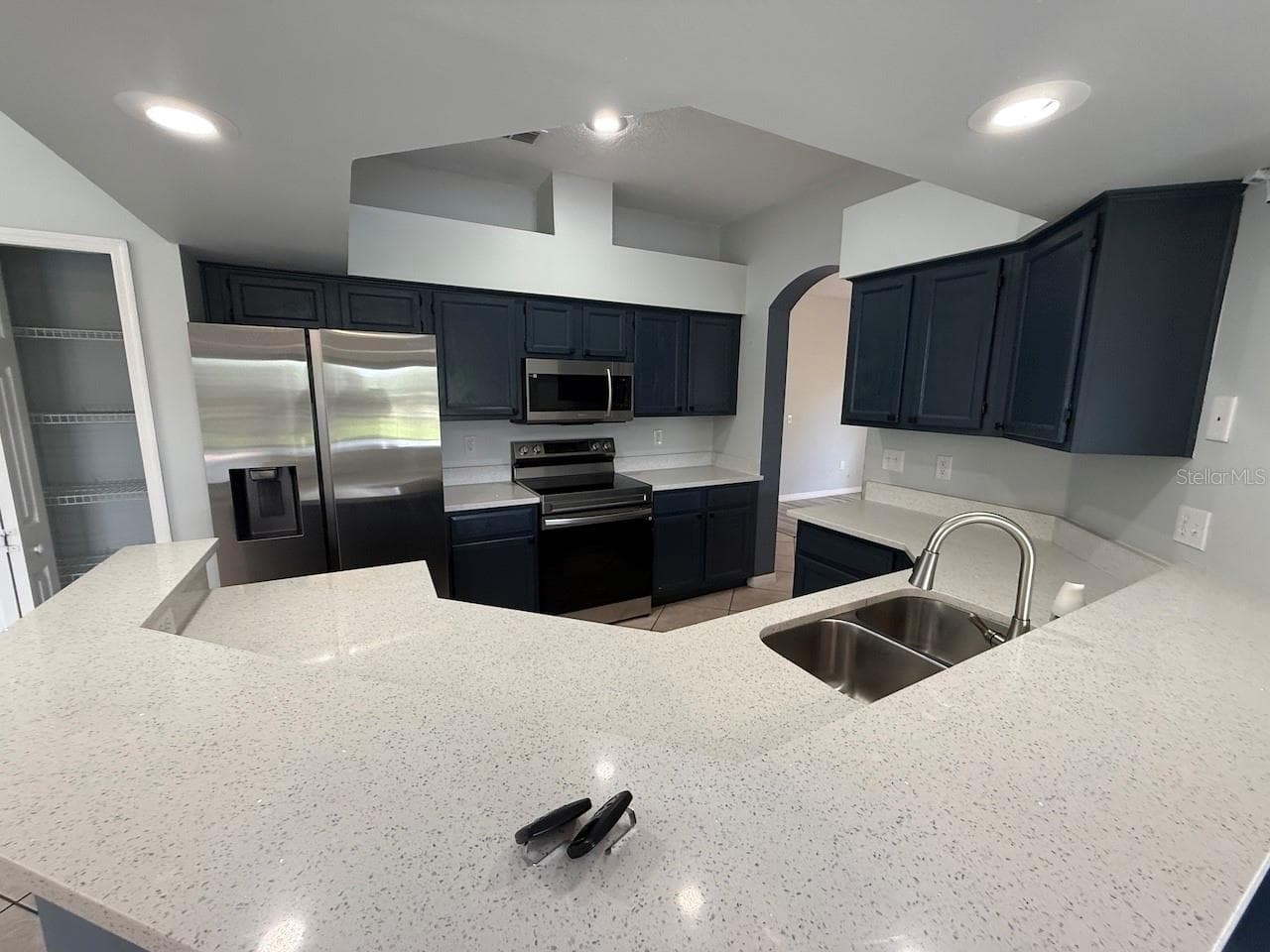Single Family Residence at 162 HARWOOD CIR, KISSIMMEE, photo 6 of 35