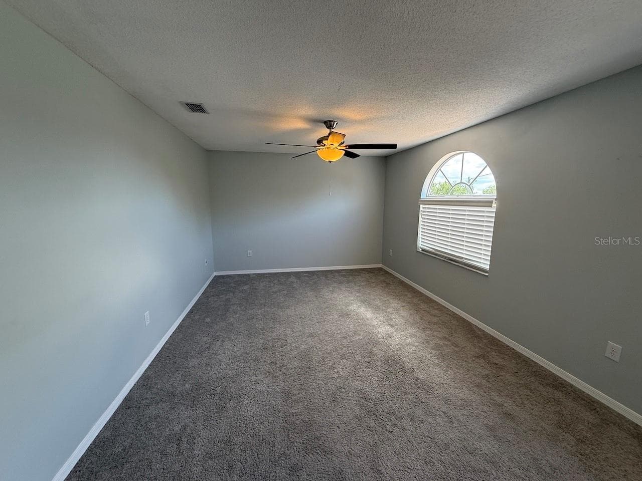 Single Family Residence at 162 HARWOOD CIR, KISSIMMEE, photo 15 of 35